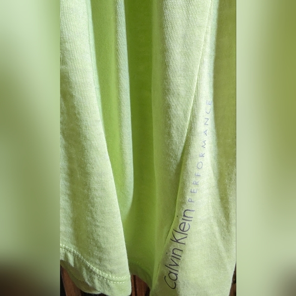 đź’›Calvin Klein Performanceđź’› Size Med Sheer A Symmetrical Top Pre-Loved Yellow - Picture 6 of 11